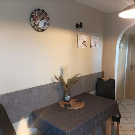 Morenz Apartment *